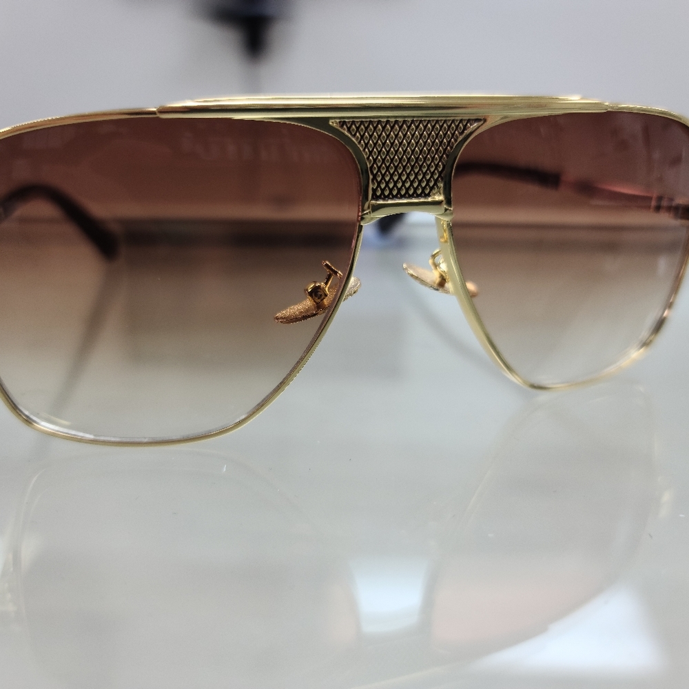 LUXURY SUNGLASS